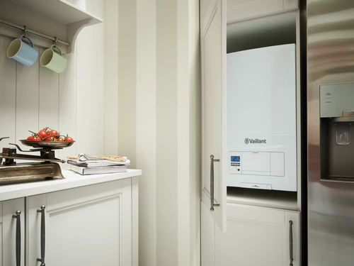 Vaillant ecoFIT Pure 835 Combi Boiler, Flue & Filter Bundle